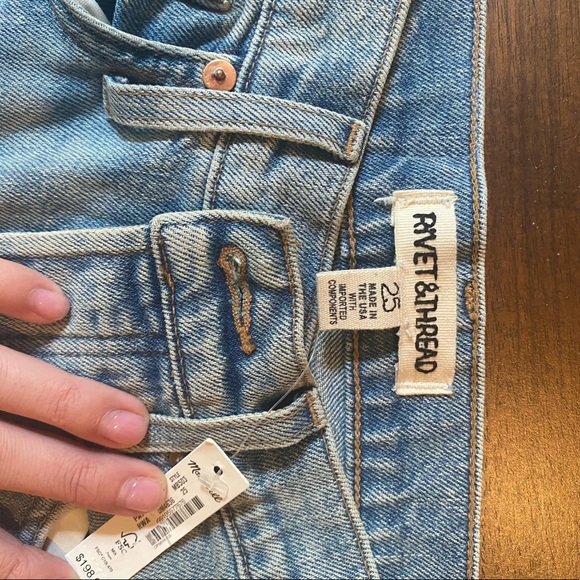 Rivet and Thread jeans 11 inch high rise - Never worn - Picture 8 of 8